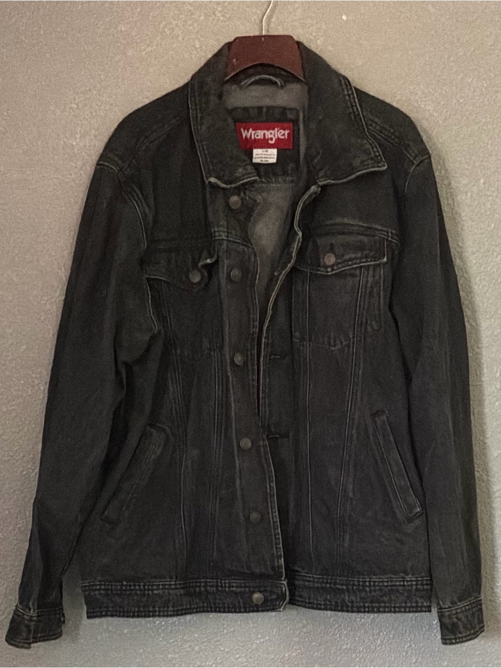 Wrangler men’s Black Denim Jacket VNTG